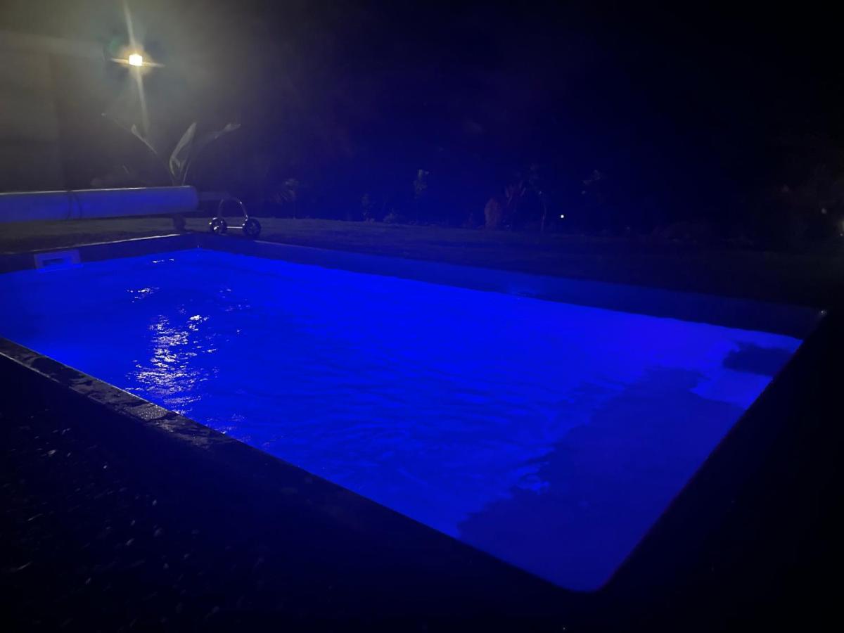 L'Escapade Creole Jacuzzi Privatif Bungalow Bananier Saint-Joseph Kültér fotó